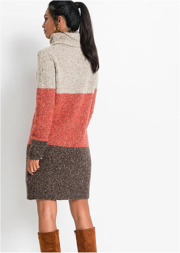 Strickkleid in braun von hinten (Totalaufnahme) - bonprix