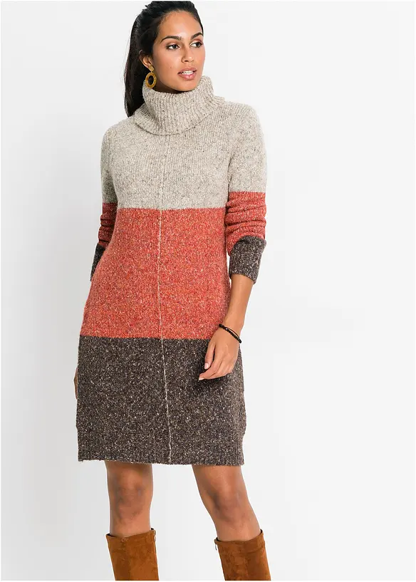 Strickkleid in braun von vorne (Totalaufnahme) - bonprix