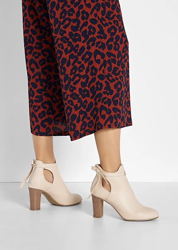 Stiefeletten mit Cut-Outs in beige - bonprix