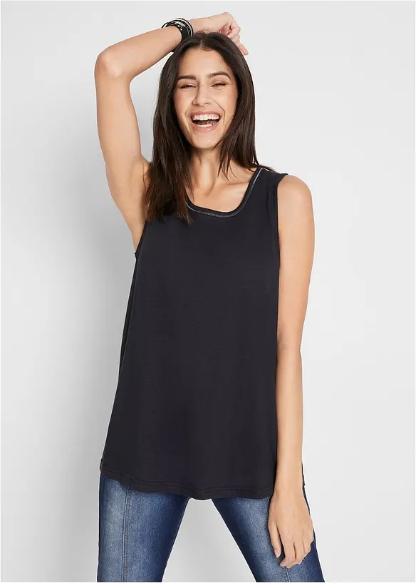 Long-Top aus softem Viskose-Mix in schwarz von vorne (im Anschnitt) - bonprix