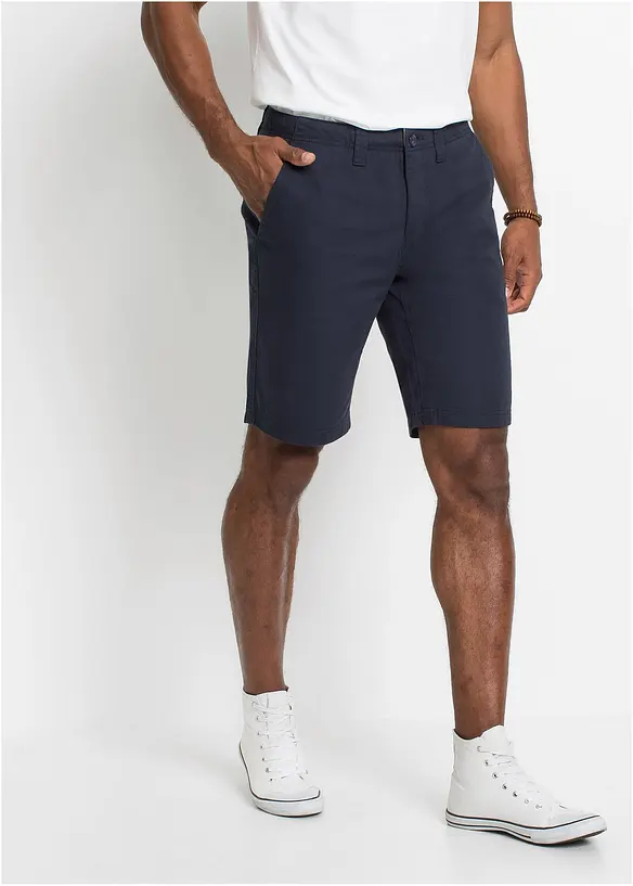 Chino-Bermuda aus reiner Baumwolle in Regular-Fit in blau von vorne - bonprix