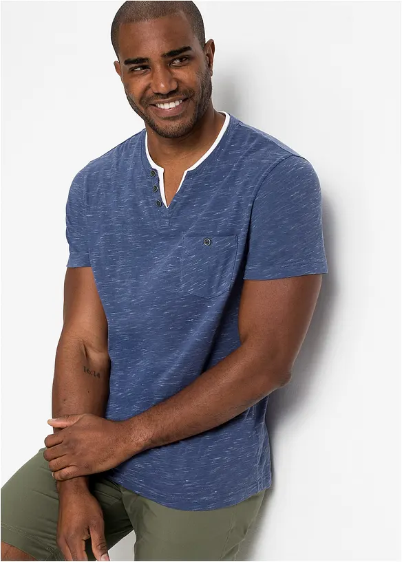 2-in-1 T-Shirt in Regular Fit in blau von vorne (im Anschnitt) - bonprix