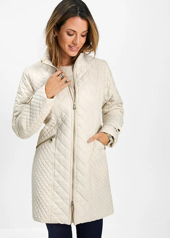 Kurz-Steppmantel in beige von vorne (Totalaufnahme) - bonprix