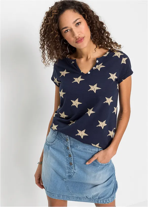 Shirt mit Sternen in blau von vorne (im Anschnitt) - bonprix