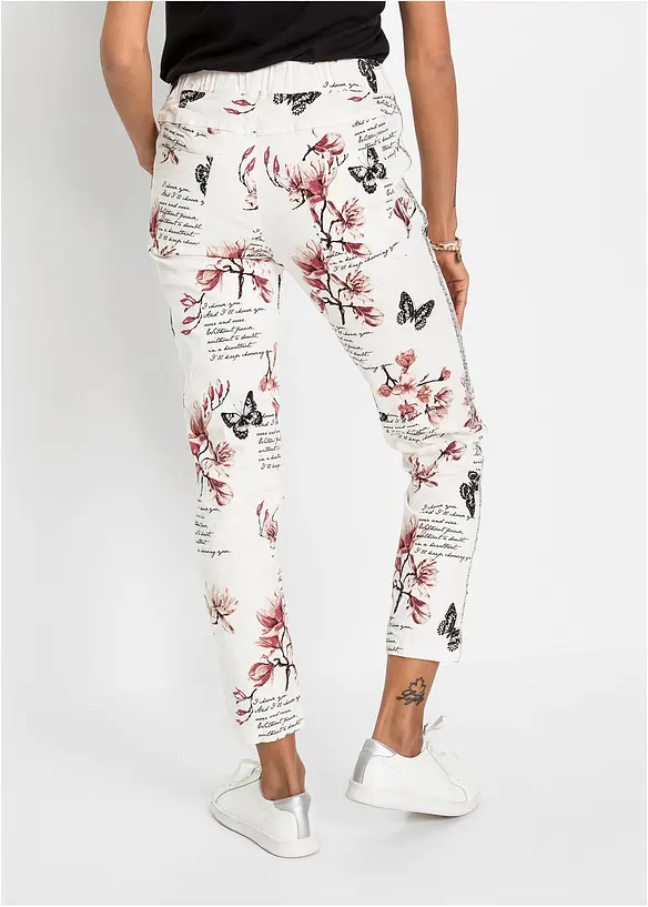 Hose im Loose Fit in weiß von hinten - bonprix