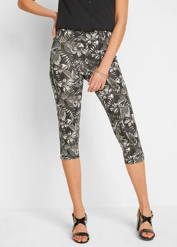 Capri-Leggings aus Baumwoll-Mix in schwarz von vorne - bonprix