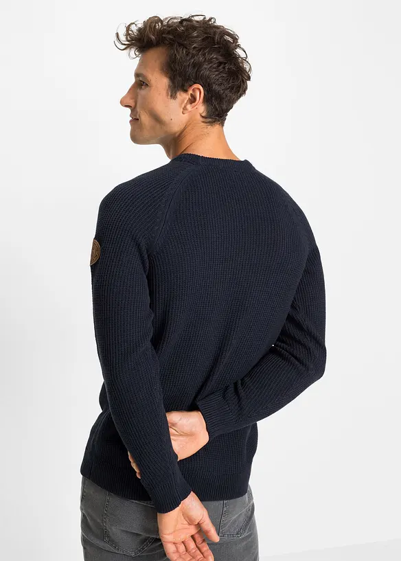 Grobstrick-Pullover mit recycelter Baumwolle in blau von hinten (im Anschnitt) - bonprix