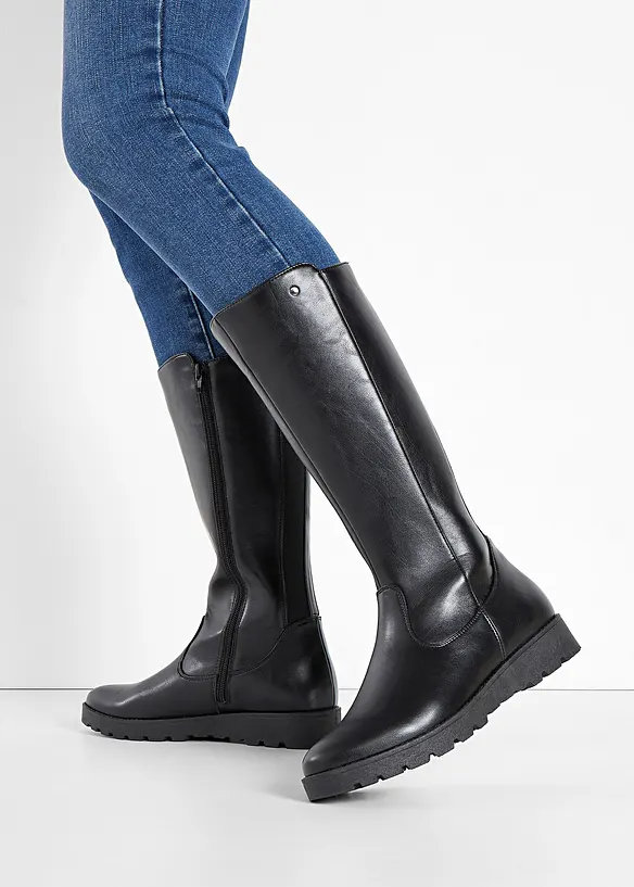 Stiefel in schwarz - bonprix