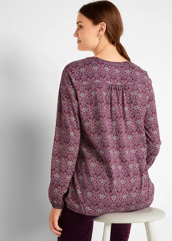 Bedrucktes Langarmshirt mit Henley-Kragen in lila von hinten (im Anschnitt) - bonprix