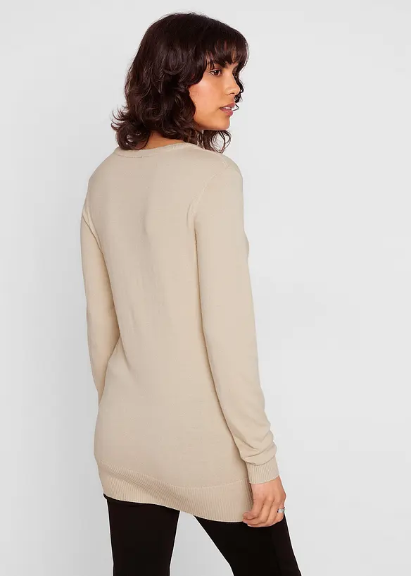 Feinstrick Longpullover mit V-Ausschnitt in beige von hinten (im Anschnitt) - bonprix Feinstrick Longpullover mit V-Ausschnitt in beige von hinten (im Anschnitt) - bonprix