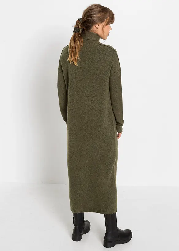 Strickkleid mit Rollkragen in grün von hinten (Totalaufnahme) - bonprix