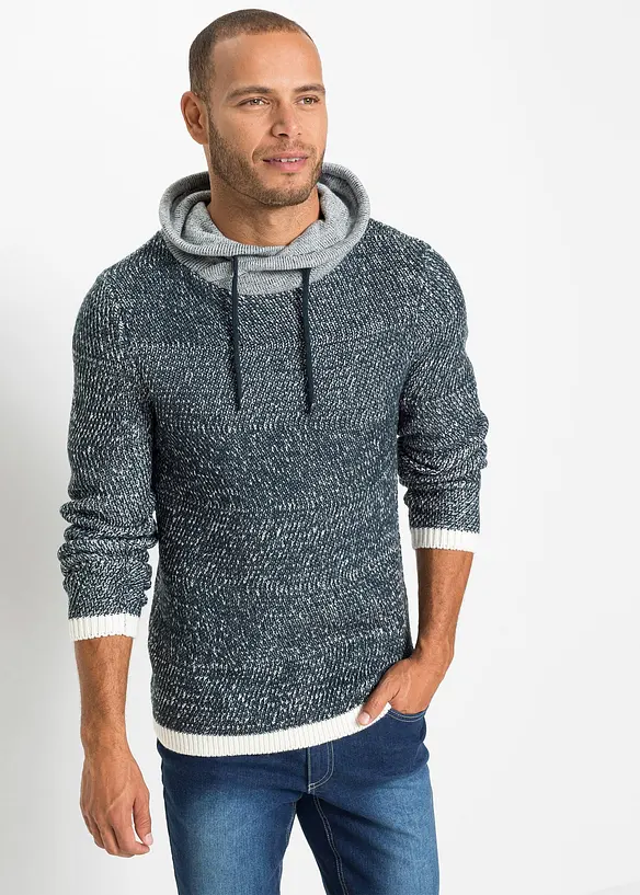 Grobstrick-Pullover in Regular Fit in blau von vorne (im Anschnitt) - bonprix