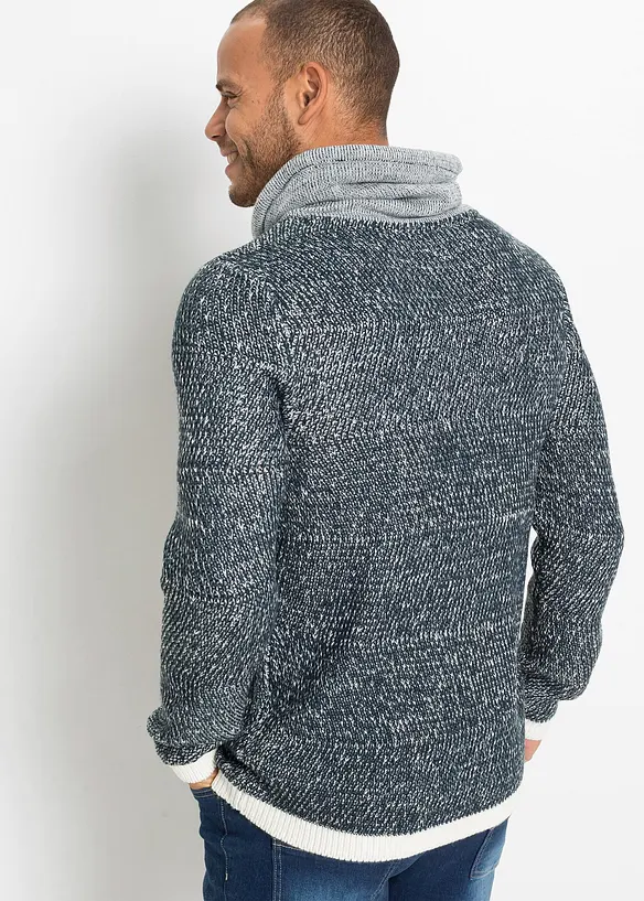 Grobstrick-Pullover in Regular Fit in blau von hinten (im Anschnitt) - bonprix