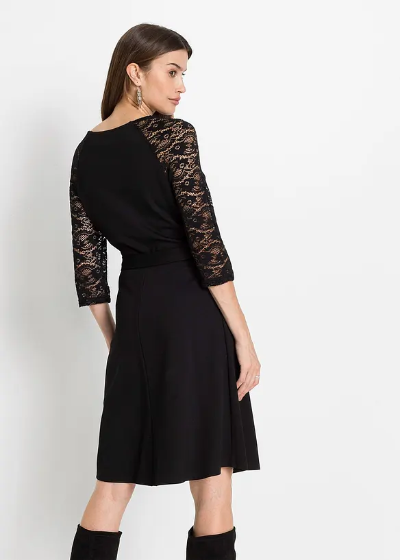 Jerseykleid in schwarz von hinten (Totalaufnahme) - bonprix