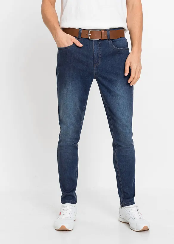 Slim Fit Power-Stretch-Jeans, Tapered (2er Pack) in blau von vorne - bonprix