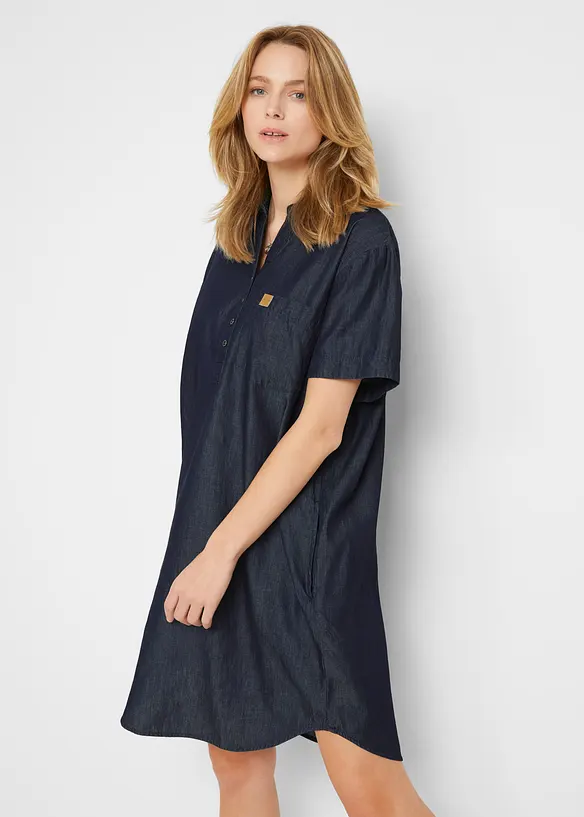 Jeanskleid, Kurzarm in blau von vorne (Totalaufnahme) - bonprix