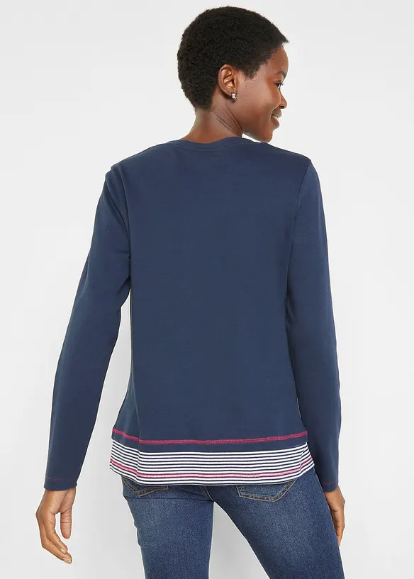 Baumwoll-Langarmshirt, 2 in 1-Optik in blau von hinten (im Anschnitt) - bonprix
