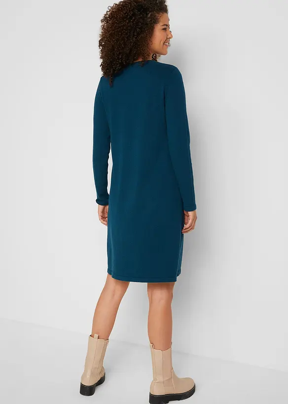 Strickkleid mit recycelter Baumwolle in grün von hinten (Totalaufnahme) - bonprix