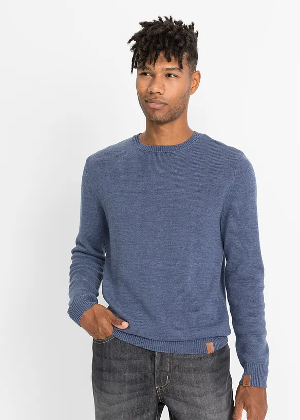Pullover in blau von vorne (im Anschnitt) - bonprix