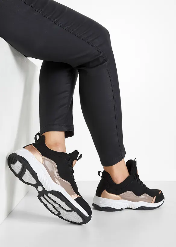 Chunky Sneaker in schwarz - bonprix