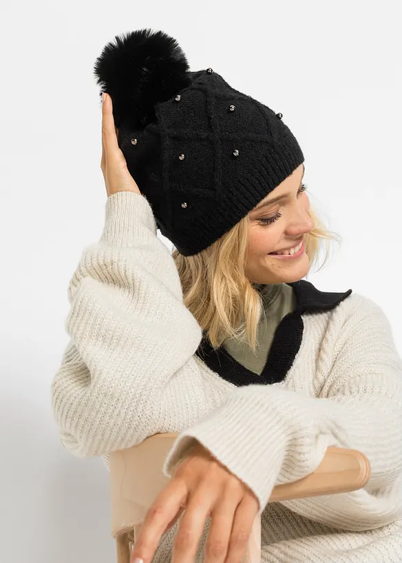 Mütze mit Bommel in schwarz von vorne (im Anschnitt) - bonprix