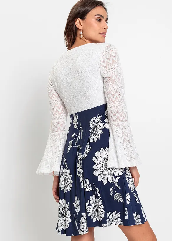 Jerseykleid mit Spitze in beige von hinten (Totalaufnahme) - bonprix