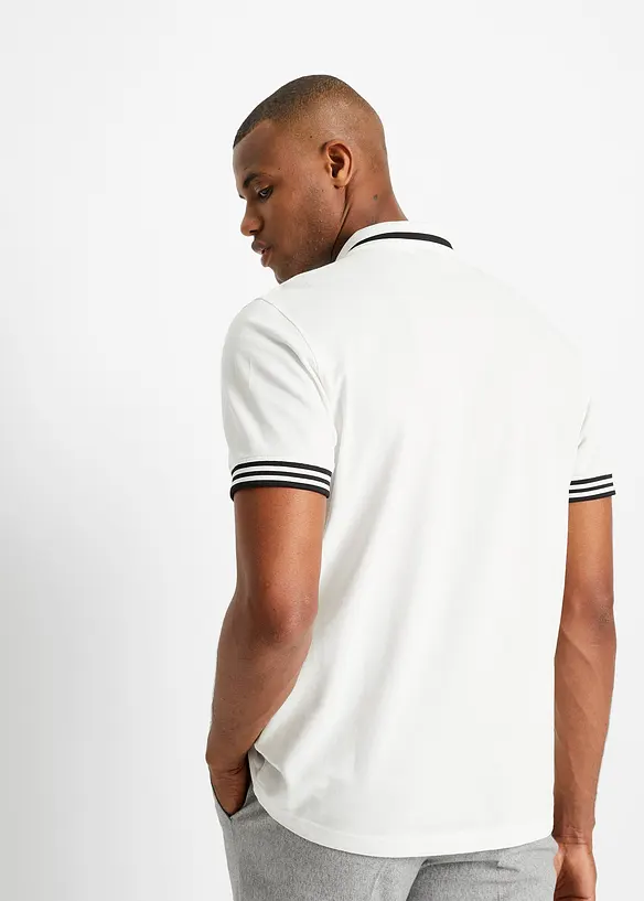 Piqué-Poloshirt mit Reißverschluss aus reiner Baumwolle in weiß von hinten (im Anschnitt) - bonprix
