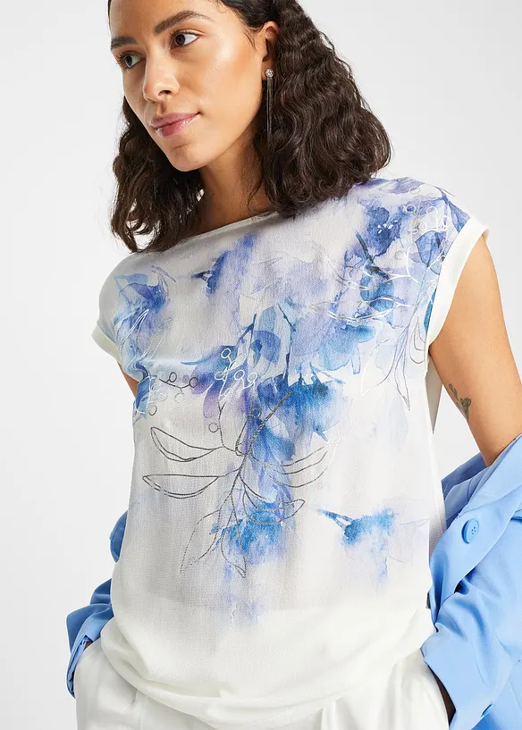 Shirtbluse in weiß von vorne (im Anschnitt) - bonprix
