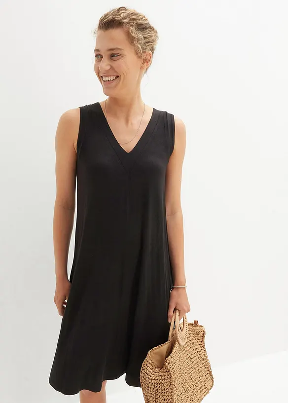 Jerseykleid mit Viskoseanteil in schwarz von vorne (Totalaufnahme) - bonprix Jerseykleid mit Viskoseanteil in schwarz von vorne (Totalaufnahme) - bonprix