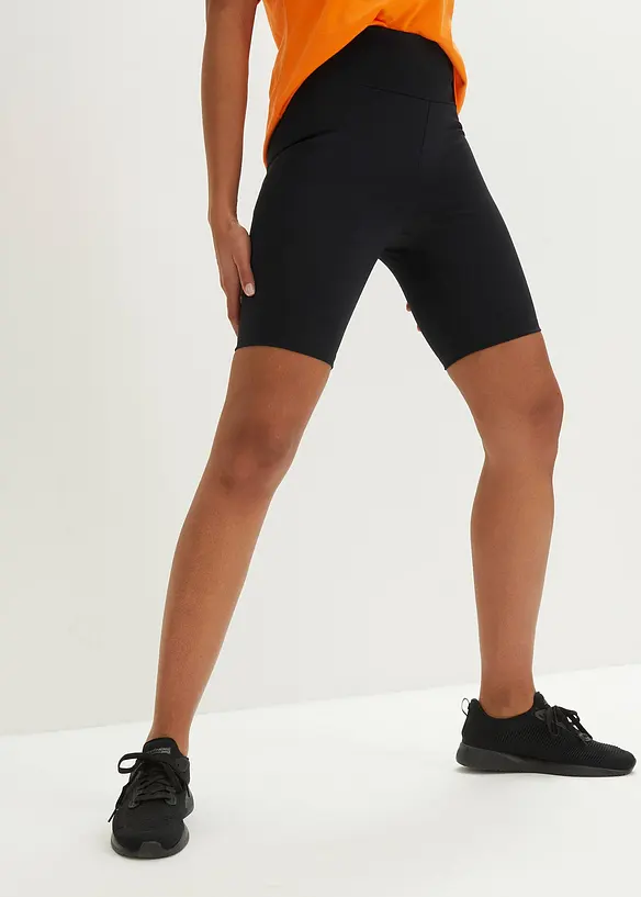 Sport-Radler mit Ocean Bound Plastic, Bermuda-Länge in schwarz von vorne - bonprix