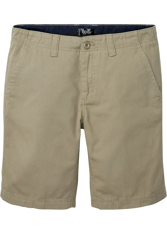 Chino-Bermuda aus reiner Baumwolle in Regular-Fit in grün von vorne - bonprix