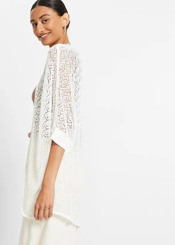 Longstrickjacke mit Lochmuster in weiß von vorne (im Anschnitt) - bonprix