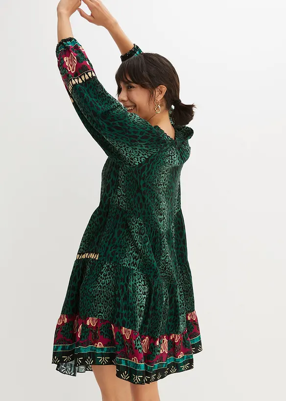 Tunika-Kleid aus fließender Viskose in grün von hinten (Totalaufnahme) - bonprix Tunika-Kleid aus fließender Viskose in grün von hinten (Totalaufnahme) - bonprix