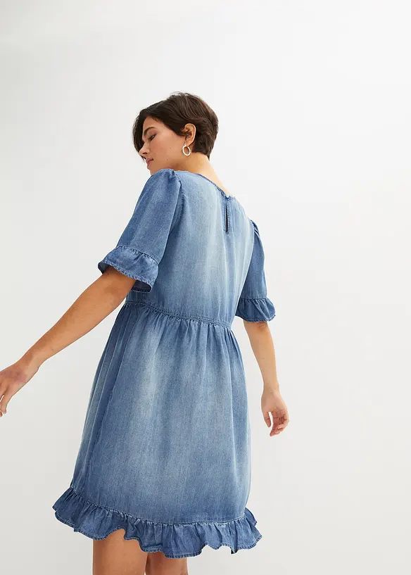 Jeanskleid mit Volants in blau von hinten (Totalaufnahme) - bonprix