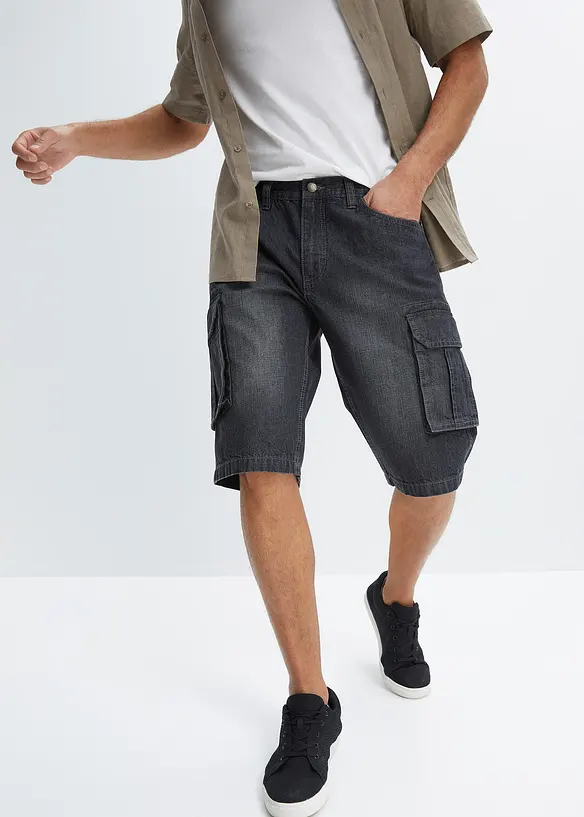 Cargo-Jeans-Longbermuda, Relaxed Fit in schwarz von vorne - bonprix