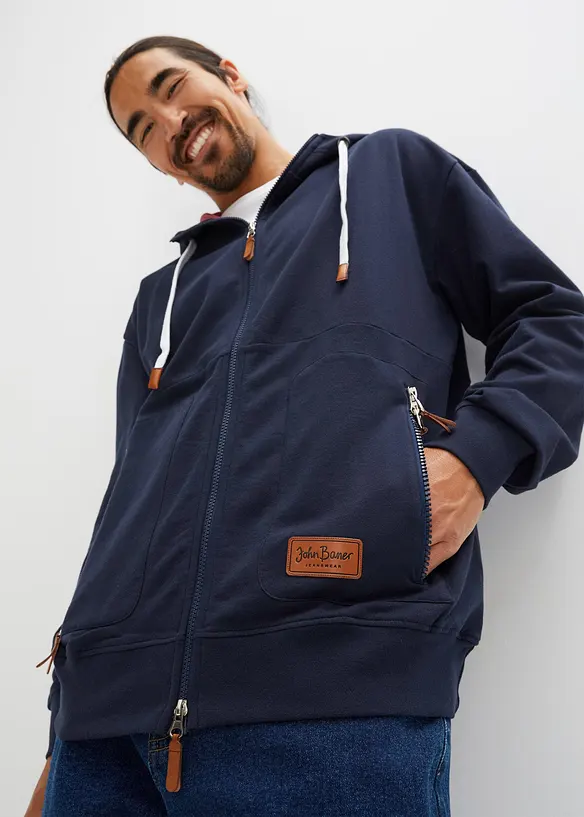Kapuzen-Sweatjacke aus weichem Baumwoll-Mix, Loose Fit in blau von vorne (im Anschnitt) - bonprix