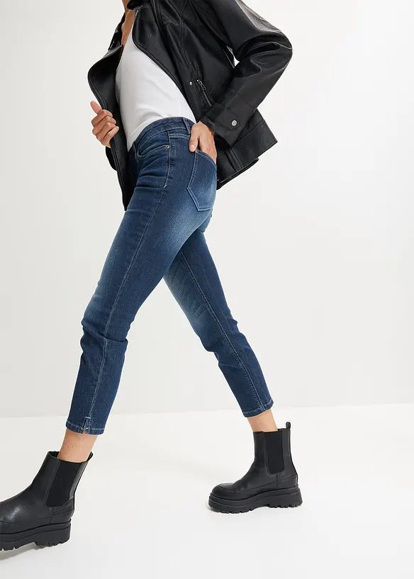7/8-Jeans mit Schlitz Stretch in blau von vorne - bonprix
