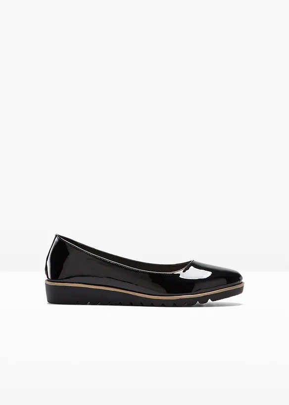 Ballerinas in Lack-Optik in schwarz von vorne - bonprix