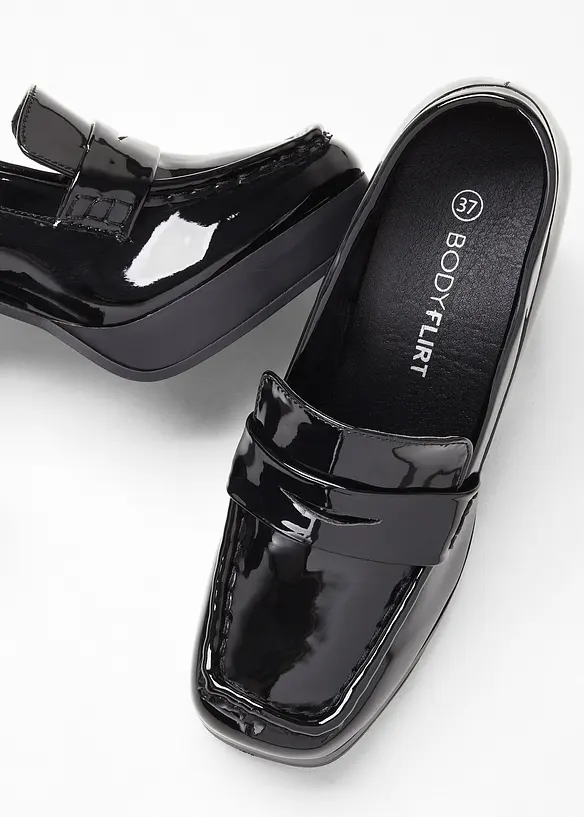 Trotteur in schwarz (Detailaufnahme) - bonprix Trotteur in schwarz (Detailaufnahme) - bonprix