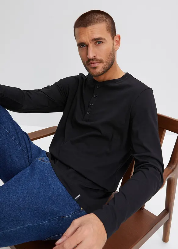 Henleyshirt aus reiner Baumwolle (2er Pack) in schwarz von vorne (im Anschnitt) - bonprix