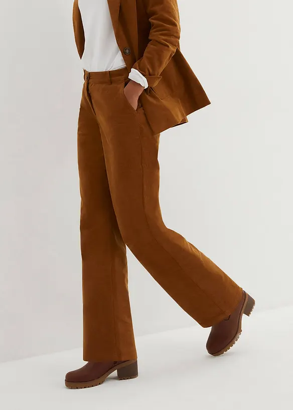 Cordhose aus elastischem Baumwoll-Mix in braun von vorne - bonprix