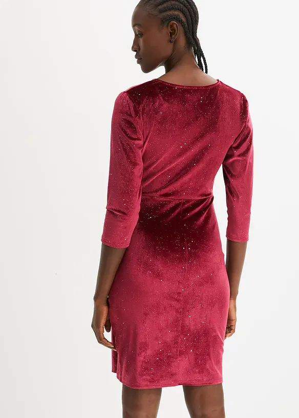 Minikleid in rot von hinten (Totalaufnahme) - bonprix Minikleid in rot von hinten (Totalaufnahme) - bonprix