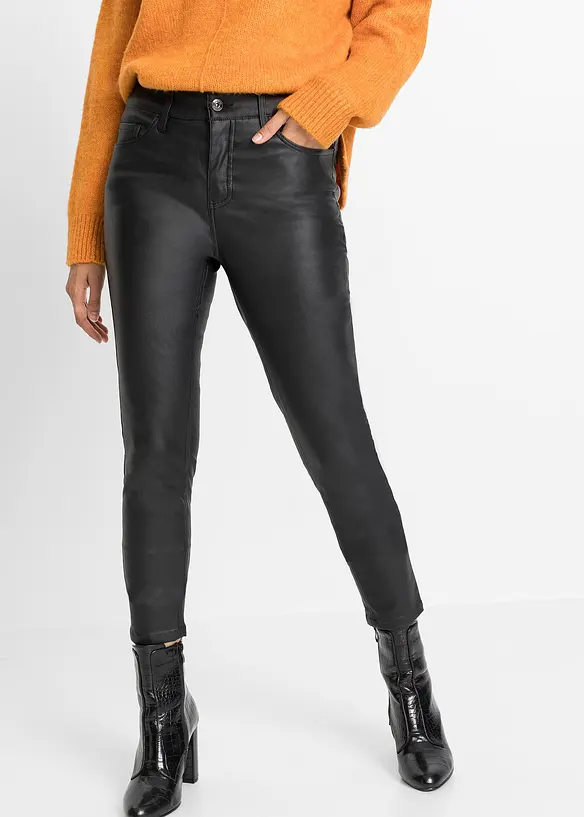 Stretch-Hose aus Viskose-Mix in schwarz von vorne - bonprix