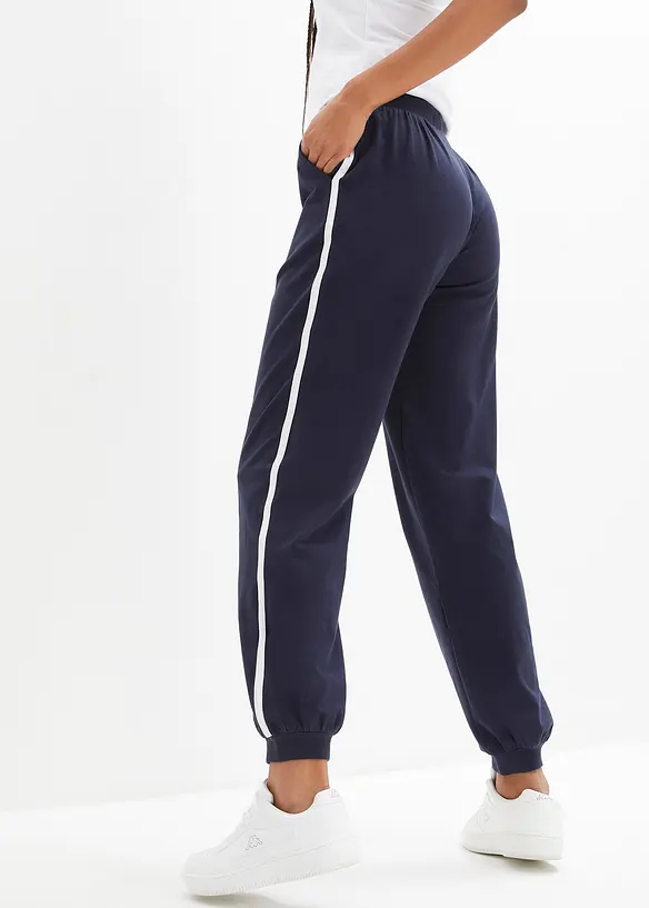 Jogginghose aus Baumwolle in blau von hinten - bonprix