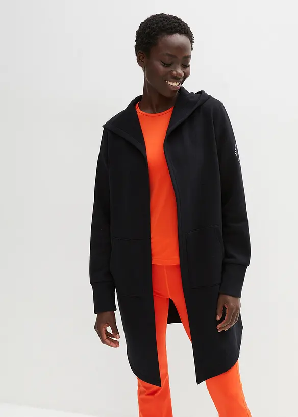 Long-Sweatjacke aus Baumwoll-Mix in schwarz von vorne (im Anschnitt) - bonprix