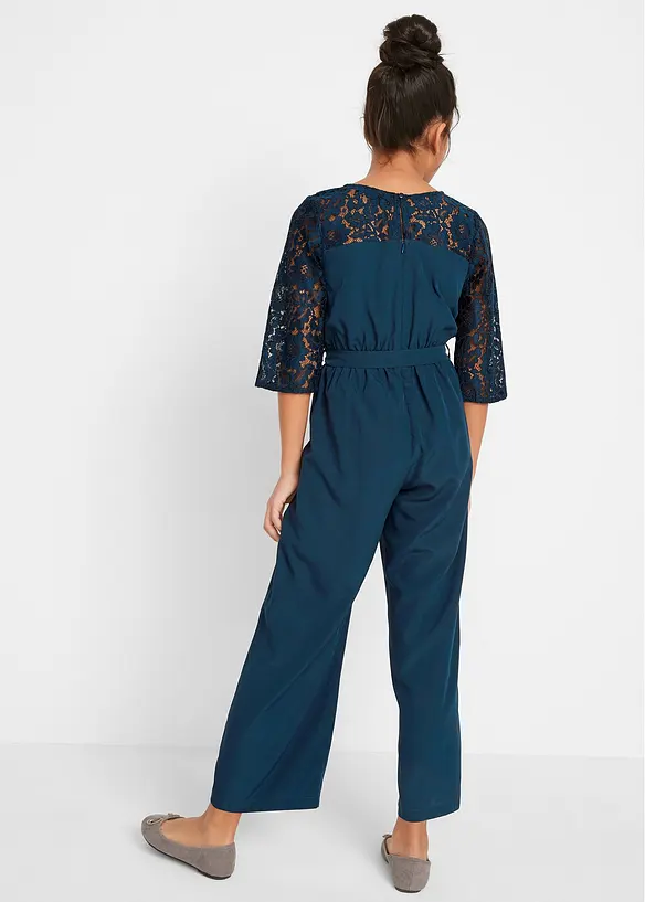 Jumpsuit mit Spitze in blau von hinten (Totalaufnahme) - bonprix