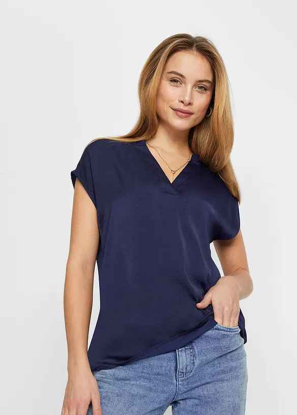 Lockere Satin-Kurzarmtunika mit überschnittenen Schultern in blau von vorne (im Anschnitt) - bonprix Lockere Satin-Kurzarmtunika mit überschnittenen Schultern in blau von vorne (im Anschnitt) - bonprix