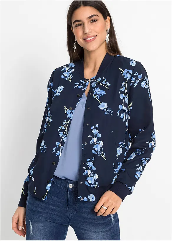 Kurzer Blouson in blau von vorne (im Anschnitt) - bonprix