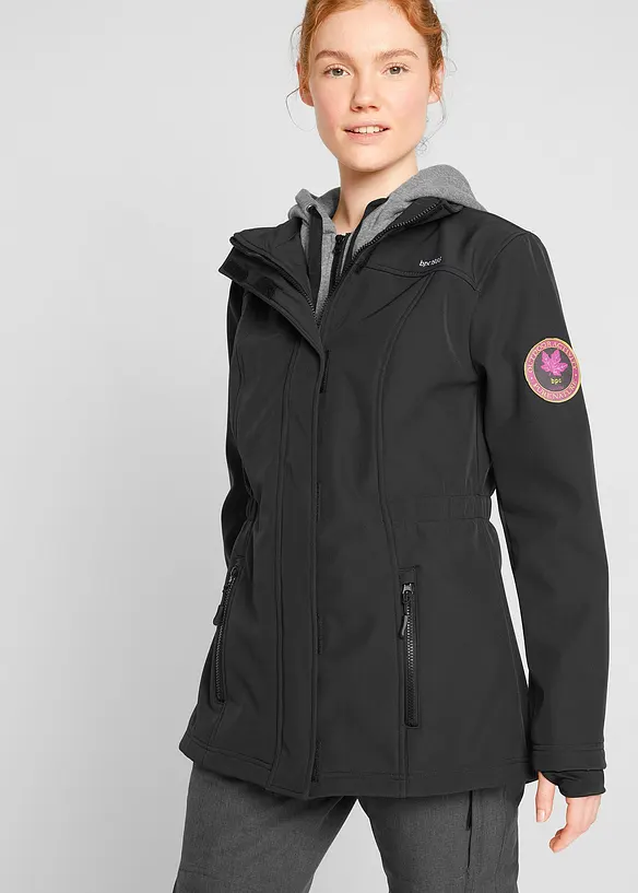wasserabweisende Softshell-Longjacke, 2 in 1-Optik in schwarz von vorne (im Anschnitt) - bonprix