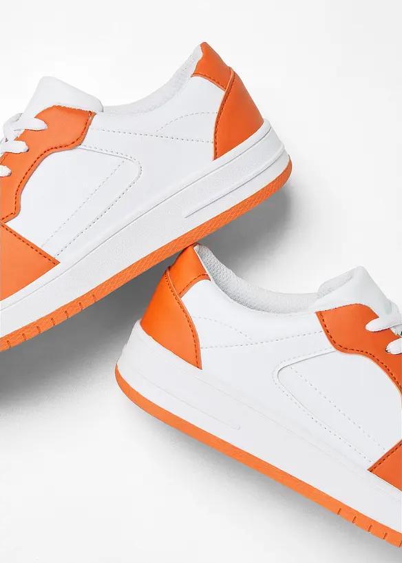 Sneaker in weiß (Detailaufnahme) - bonprix